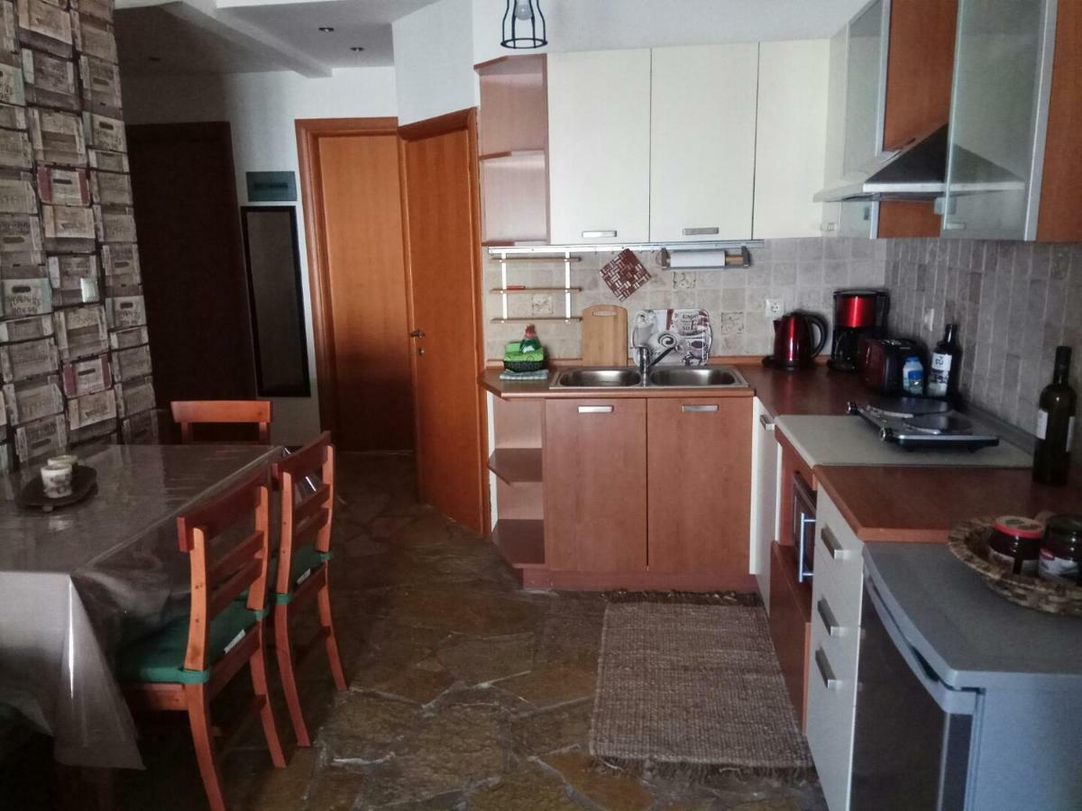 Two Bedroom Apartment 塞萨洛尼基 外观 照片