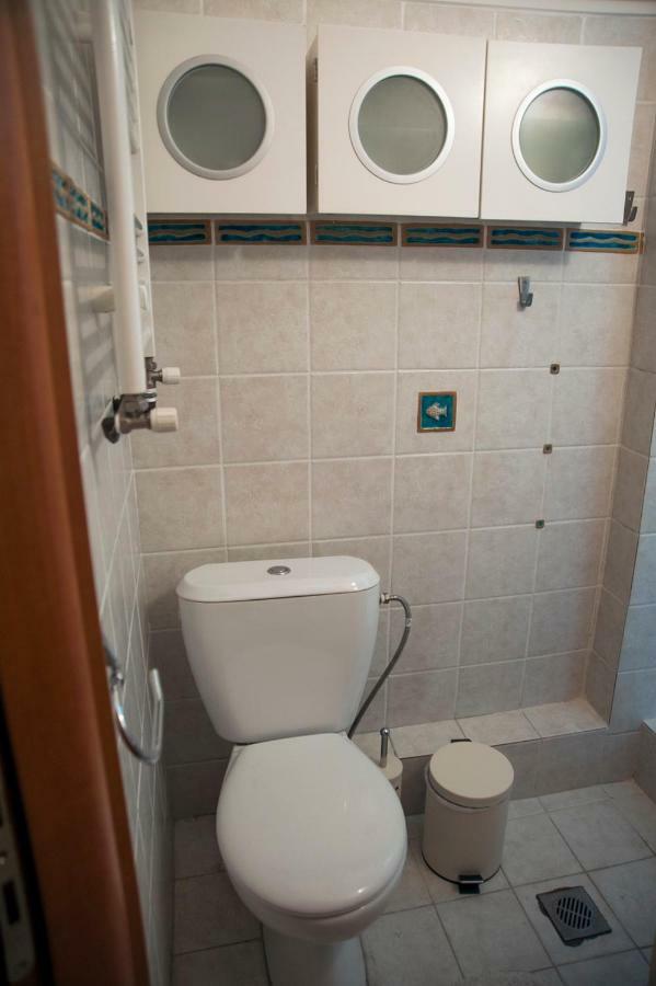 Two Bedroom Apartment 塞萨洛尼基 外观 照片