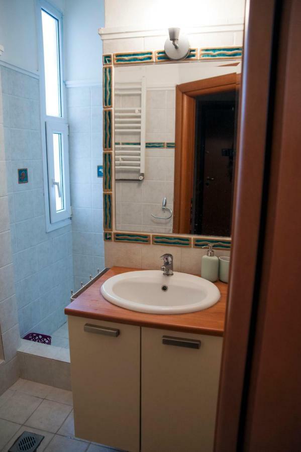 Two Bedroom Apartment 塞萨洛尼基 外观 照片